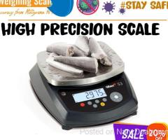 Precision industrial analytical balance with effective weighing