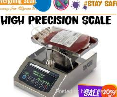 Electric precision balance with extra LCD display